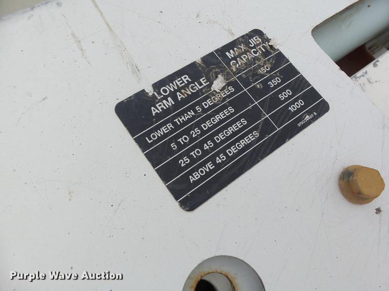 image for item DB1495 2000 International 4700 bucket truck