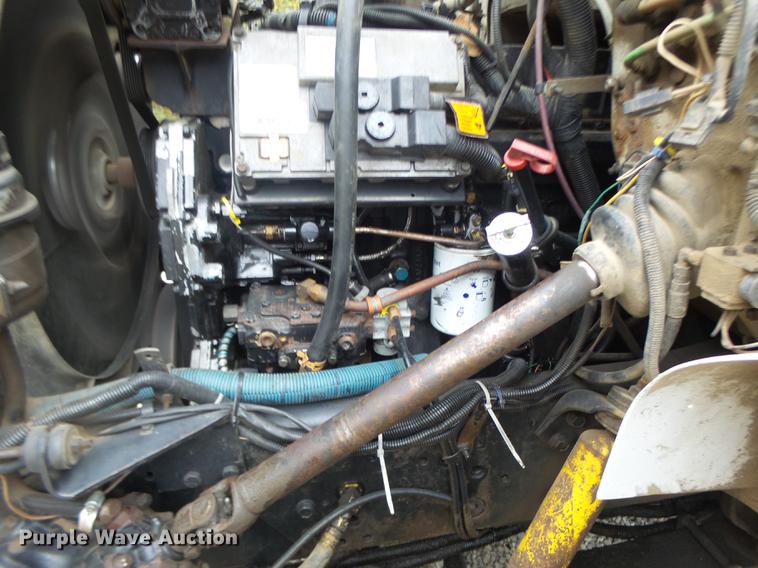 image for item DB1495 2000 International 4700 bucket truck