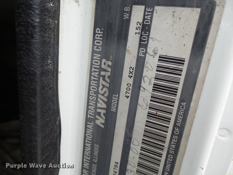 image for item DB1495 2000 International 4700 bucket truck