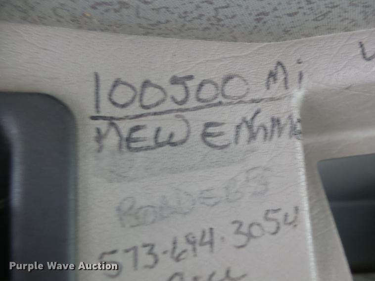 image for item DB1495 2000 International 4700 bucket truck