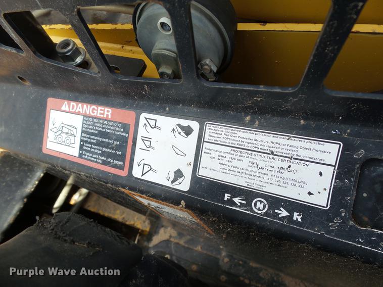 image for item DB4173 2005 John Deere 317 skid steer