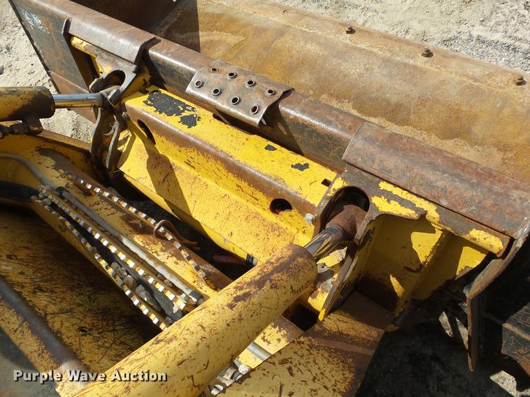 image for item DB4173 2005 John Deere 317 skid steer