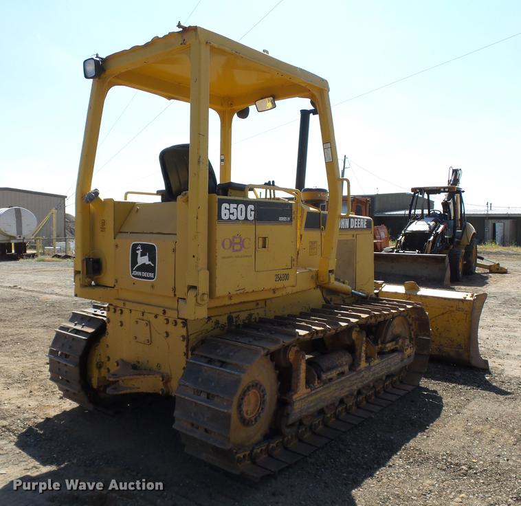 image for item DB4174 1990 John Deere 650G Series IV dozer
