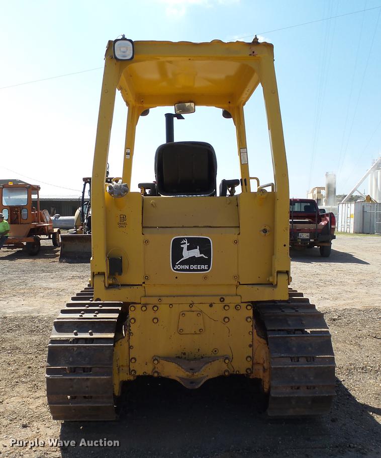 image for item DB4174 1990 John Deere 650G Series IV dozer