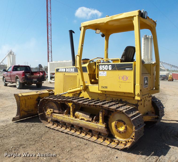 image for item DB4174 1990 John Deere 650G Series IV dozer