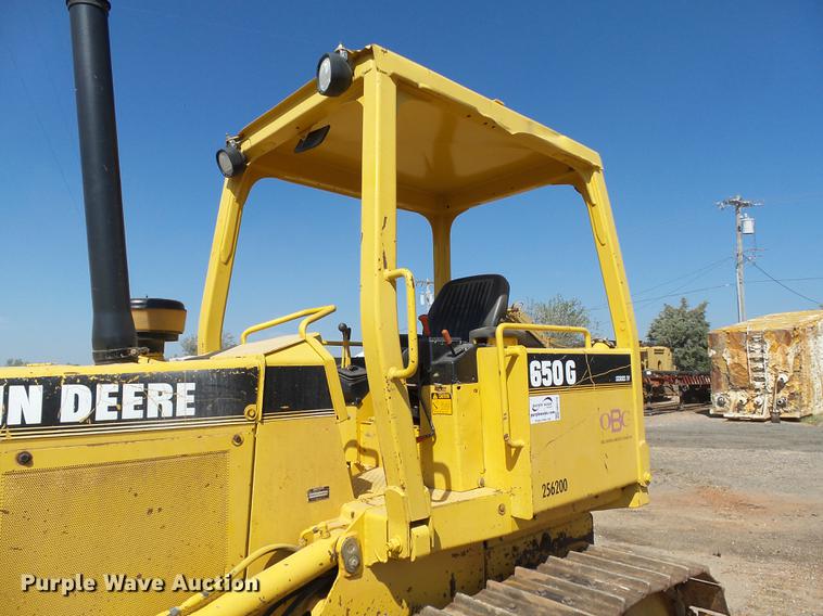 image for item DB4174 1990 John Deere 650G Series IV dozer
