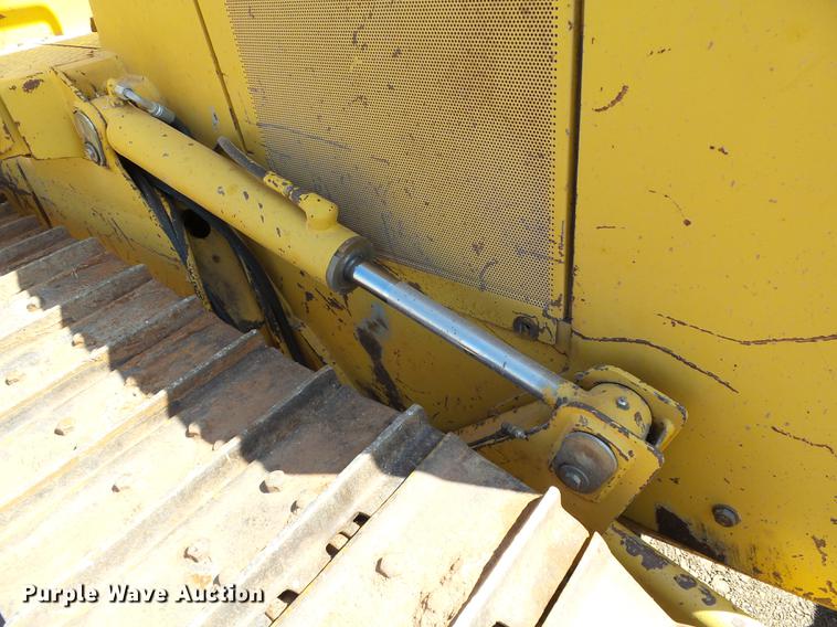 image for item DB4174 1990 John Deere 650G Series IV dozer