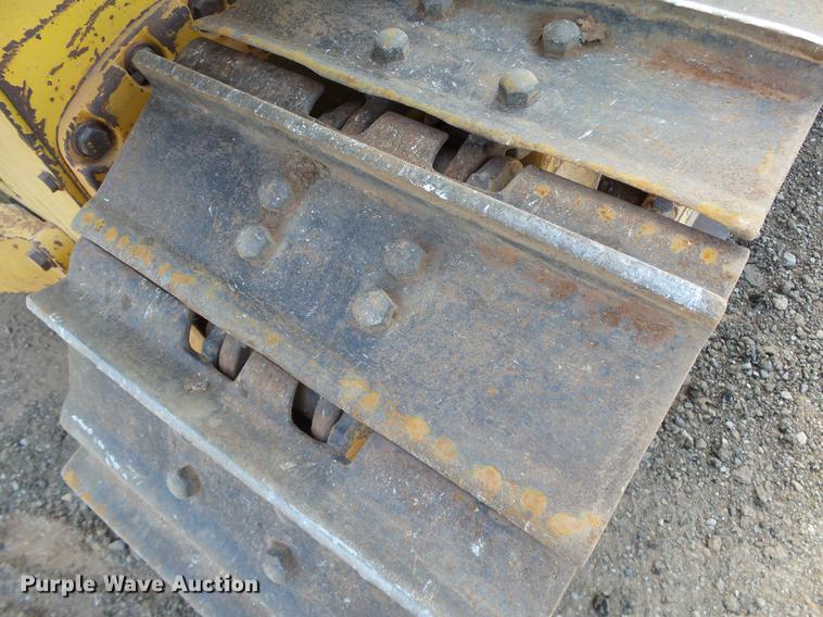 image for item DB4174 1990 John Deere 650G Series IV dozer