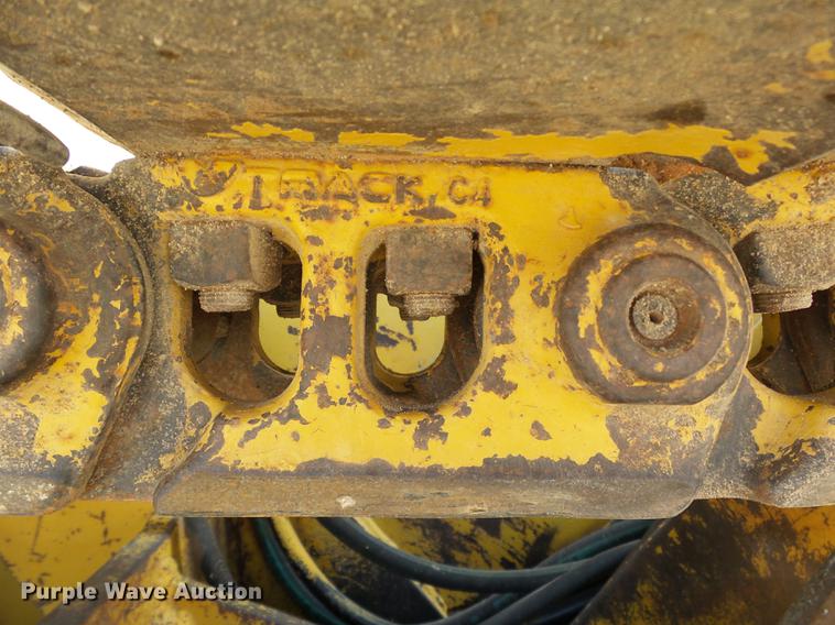 image for item DB4174 1990 John Deere 650G Series IV dozer