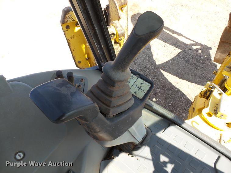 image for item DB4175 2007 Komatsu WB146-5 backhoe