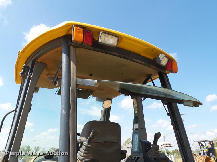 image for item DB4175 2007 Komatsu WB146-5 backhoe