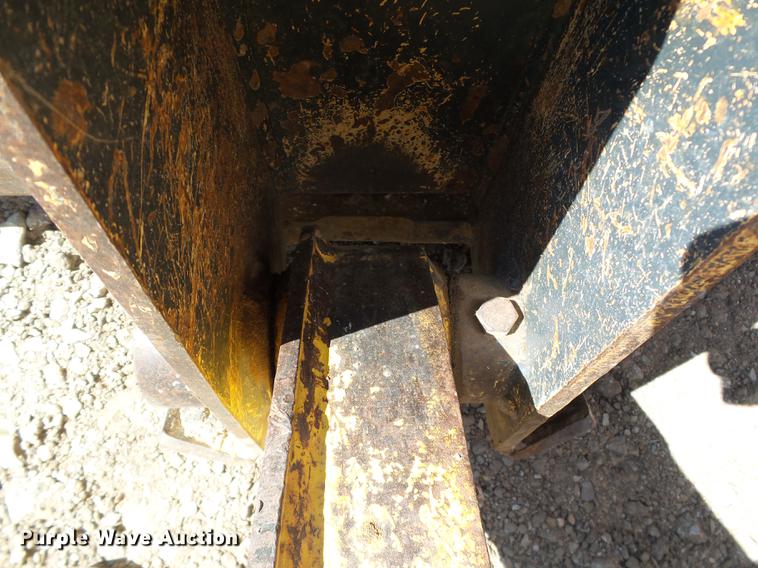 image for item DB4175 2007 Komatsu WB146-5 backhoe