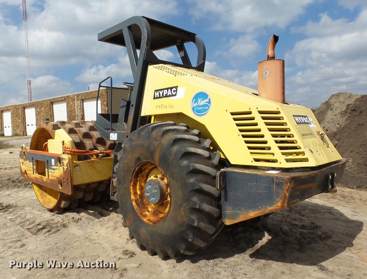 image for item DB4176 2005 Hypac C852C single drum compactor