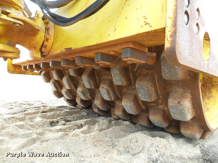 image for item DB4176 2005 Hypac C852C single drum compactor