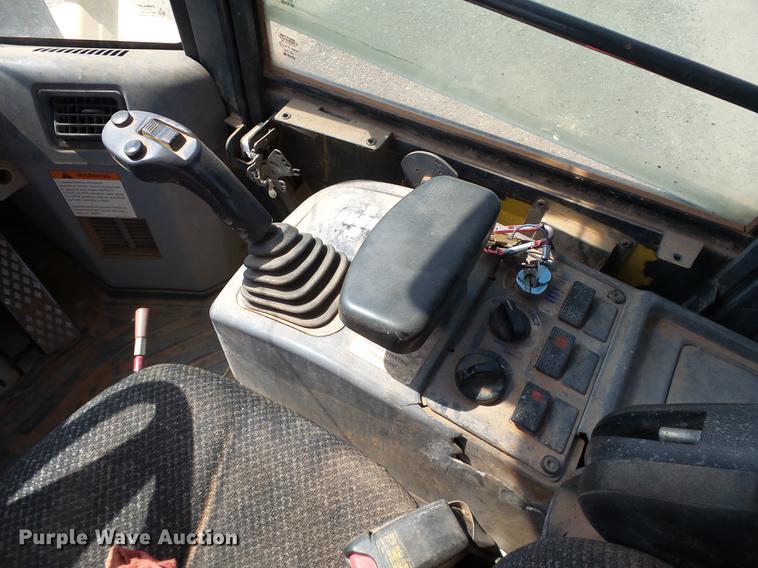 image for item DB4195 2006 Komatsu WA320-5L wheel loader