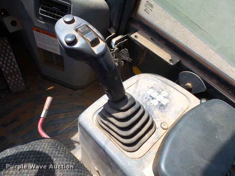 image for item DB4195 2006 Komatsu WA320-5L wheel loader