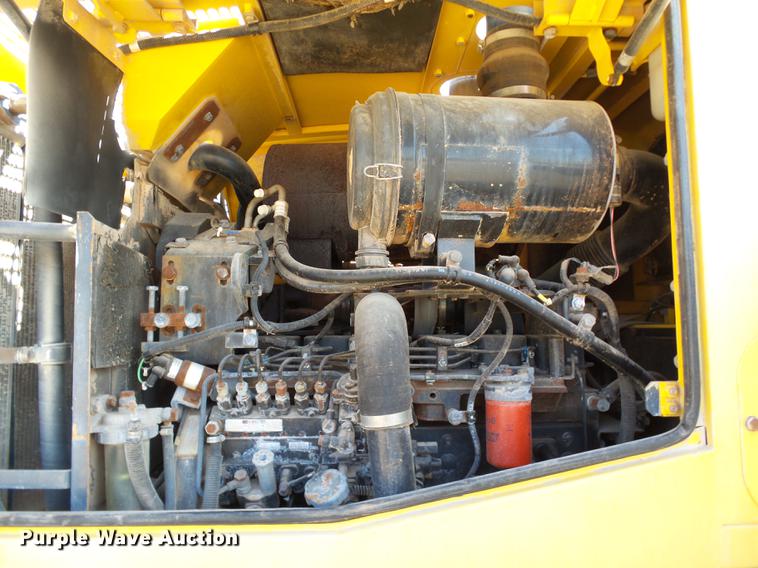 image for item DB4195 2006 Komatsu WA320-5L wheel loader