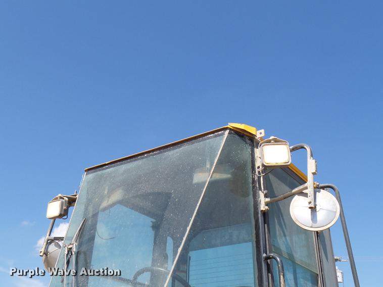 image for item DB4195 2006 Komatsu WA320-5L wheel loader