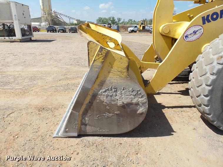 image for item DB4195 2006 Komatsu WA320-5L wheel loader