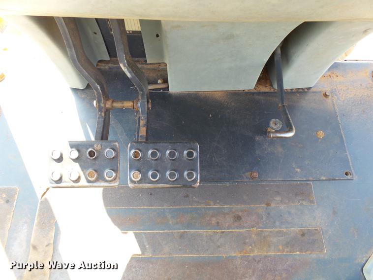 image for item DB4196 2005 Komatsu WB140-2N backhoe