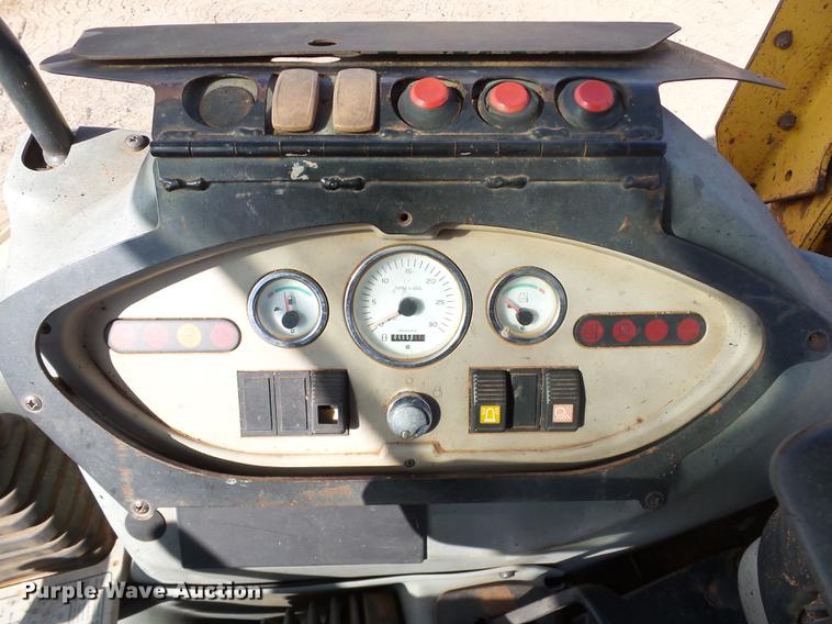 image for item DB4196 2005 Komatsu WB140-2N backhoe