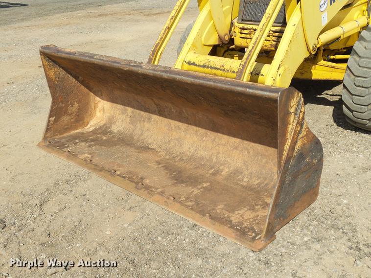 image for item DB4196 2005 Komatsu WB140-2N backhoe