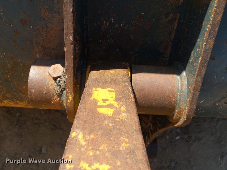 image for item DB4196 2005 Komatsu WB140-2N backhoe