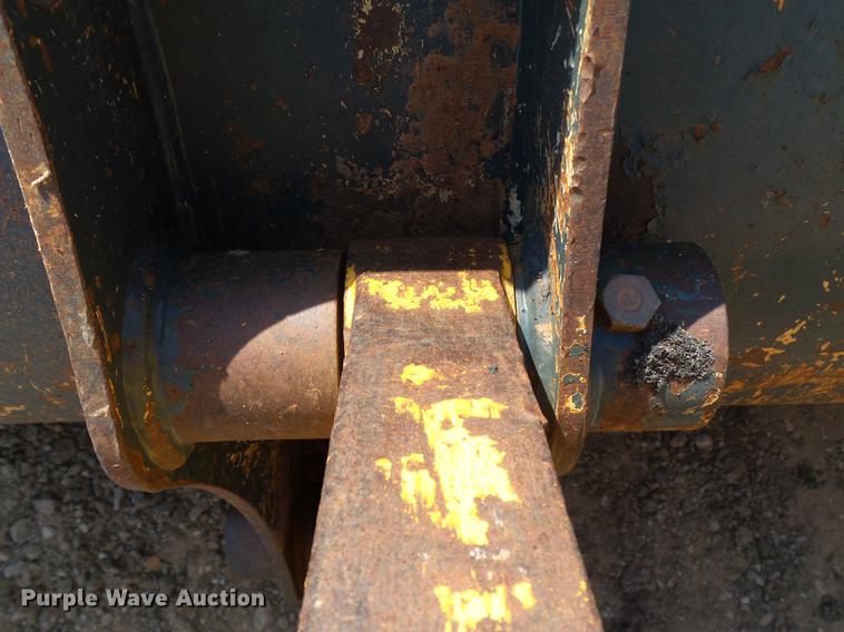 image for item DB4196 2005 Komatsu WB140-2N backhoe