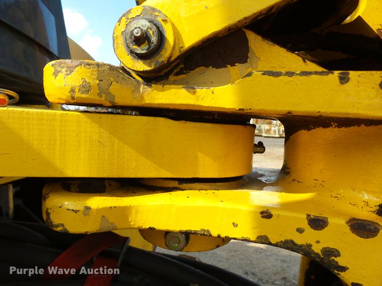 image for item DB4196 2005 Komatsu WB140-2N backhoe