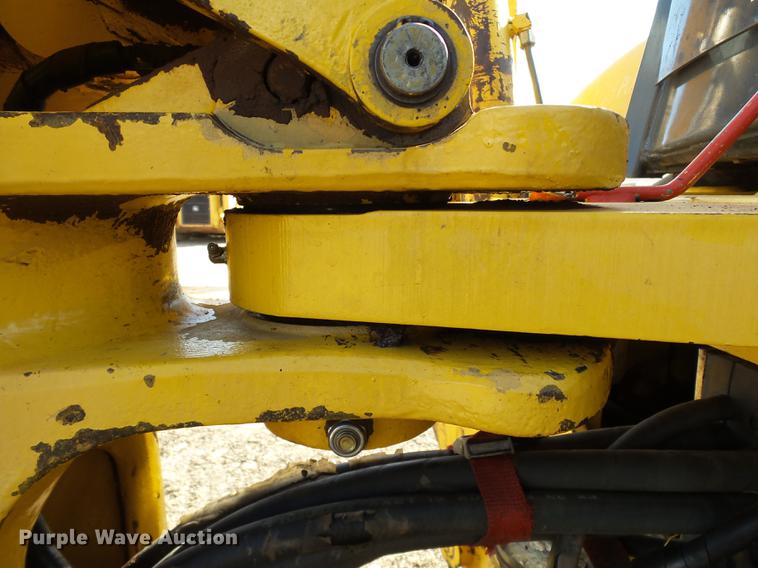 image for item DB4196 2005 Komatsu WB140-2N backhoe
