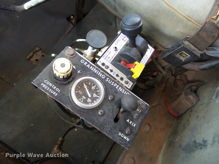 image for item DB4198 1985 Mack R686ST dump truck