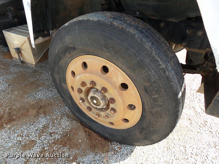 image for item DB4198 1985 Mack R686ST dump truck