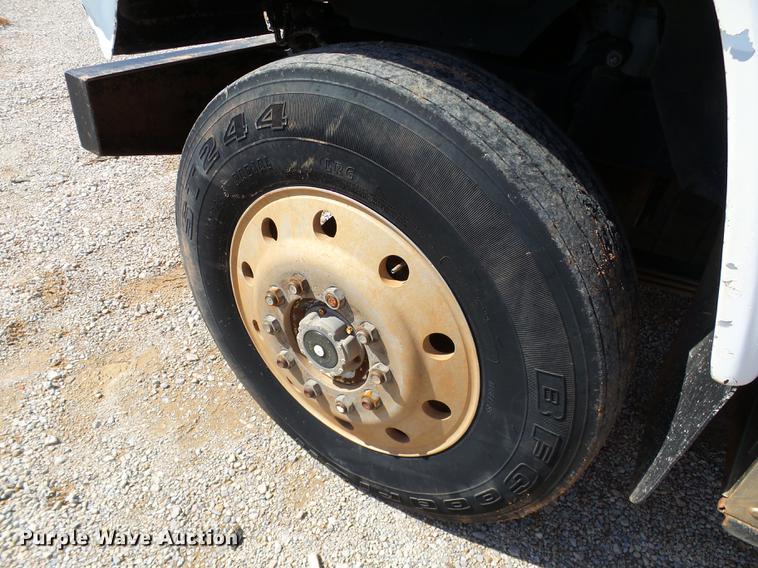 image for item DB4198 1985 Mack R686ST dump truck