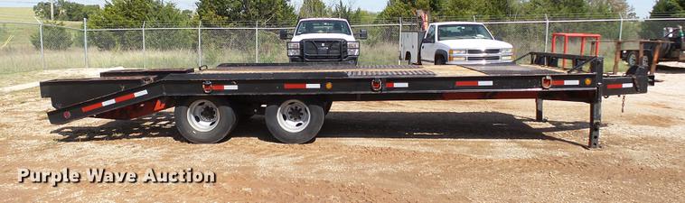 image for item DB4199 1981 Belshe T-8 equipment trailer