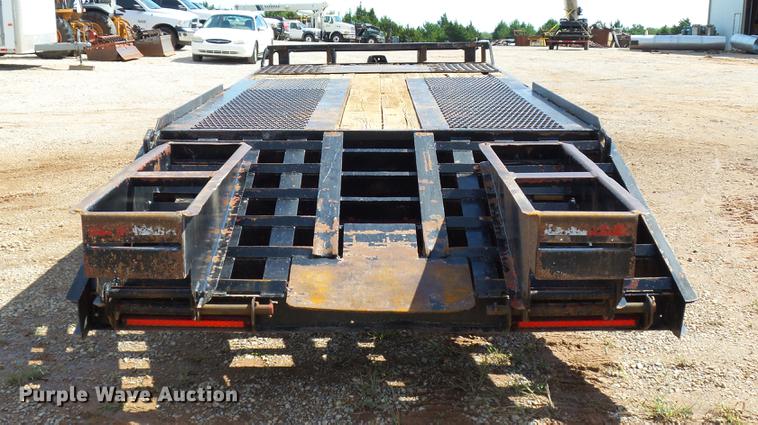 image for item DB4199 1981 Belshe T-8 equipment trailer