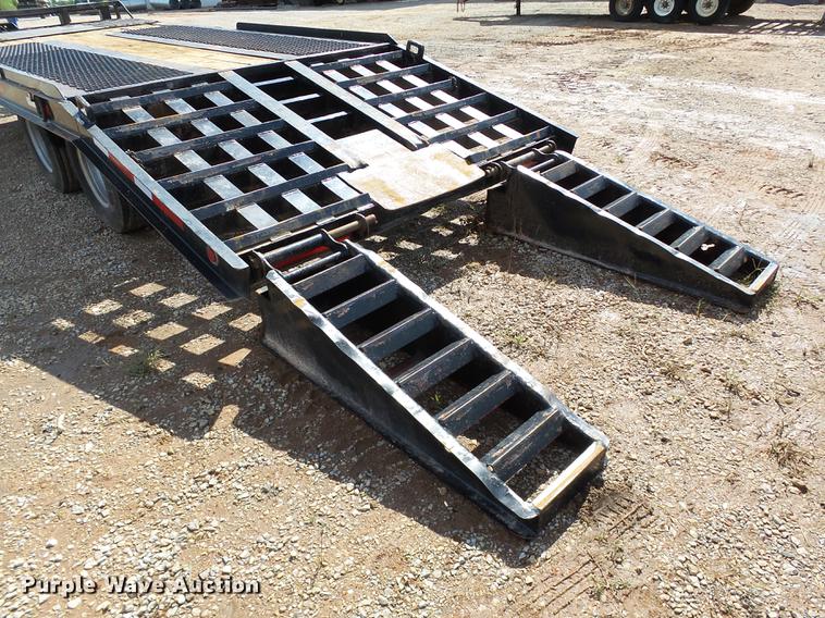 image for item DB4199 1981 Belshe T-8 equipment trailer