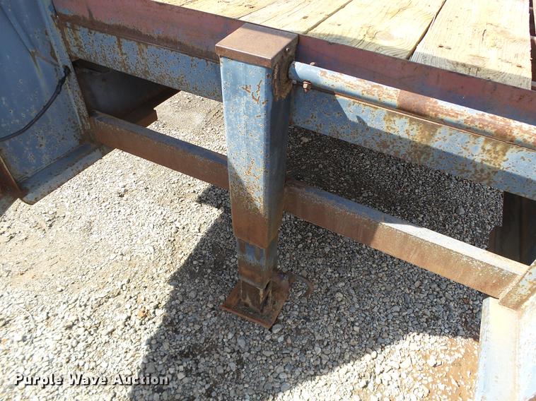 image for item DB4200 1994 Oklahoma Gooseneck Mfg. equipment trailer