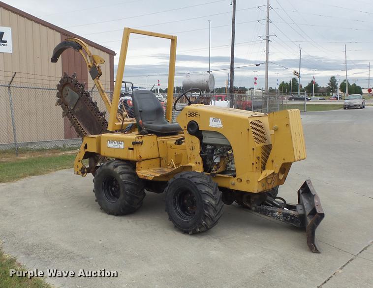 image for item DB6428 2000 Vermeer V3550A trencher