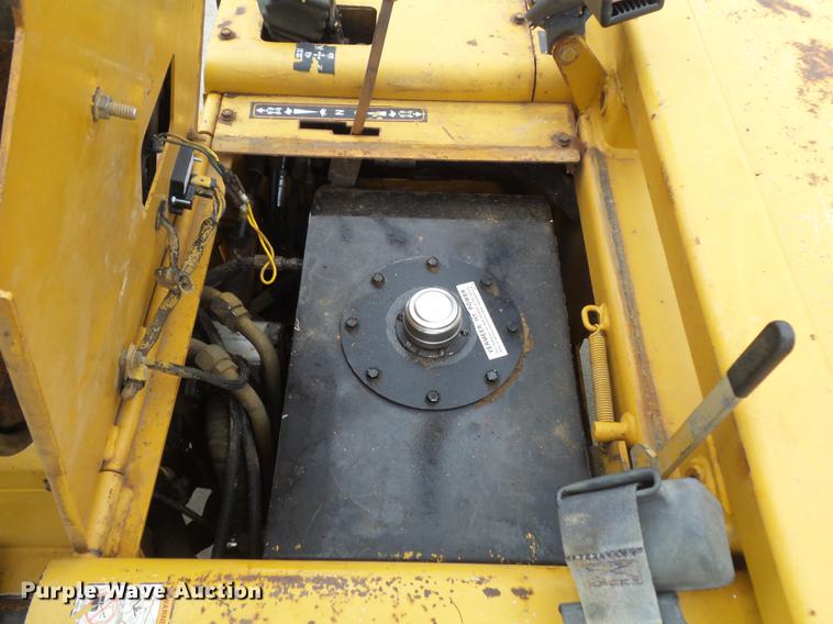 image for item DB6428 2000 Vermeer V3550A trencher
