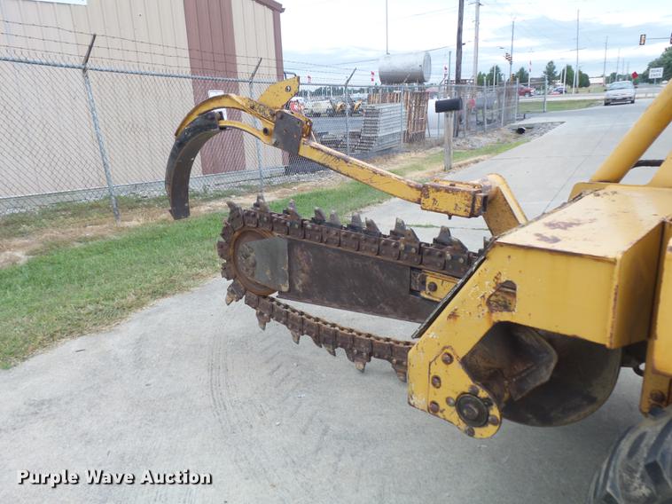 image for item DB6428 2000 Vermeer V3550A trencher