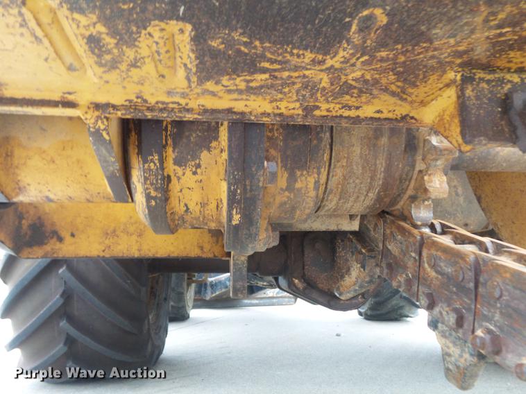 image for item DB6428 2000 Vermeer V3550A trencher