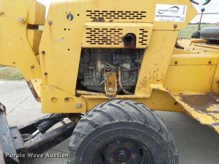image for item DB6428 2000 Vermeer V3550A trencher