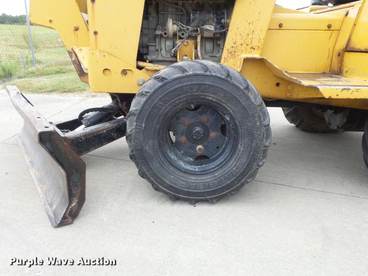 image for item DB6428 2000 Vermeer V3550A trencher