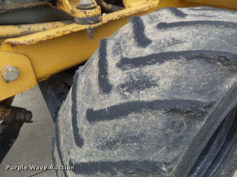 image for item DB6428 2000 Vermeer V3550A trencher