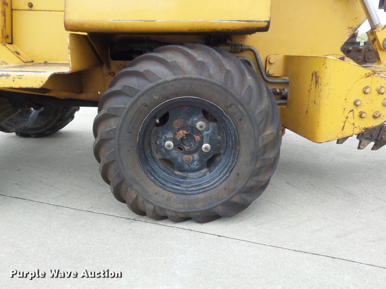 image for item DB6428 2000 Vermeer V3550A trencher