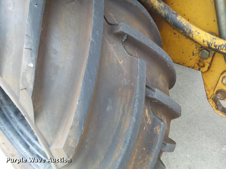 image for item DB6428 2000 Vermeer V3550A trencher