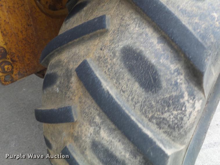 image for item DB6428 2000 Vermeer V3550A trencher