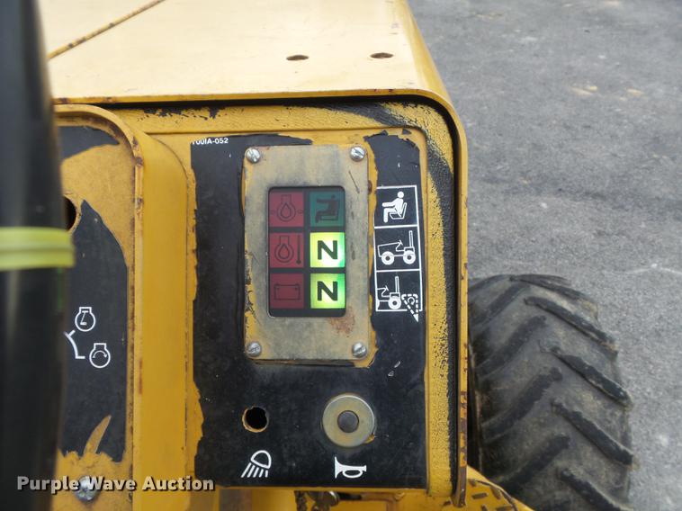 image for item DB6428 2000 Vermeer V3550A trencher