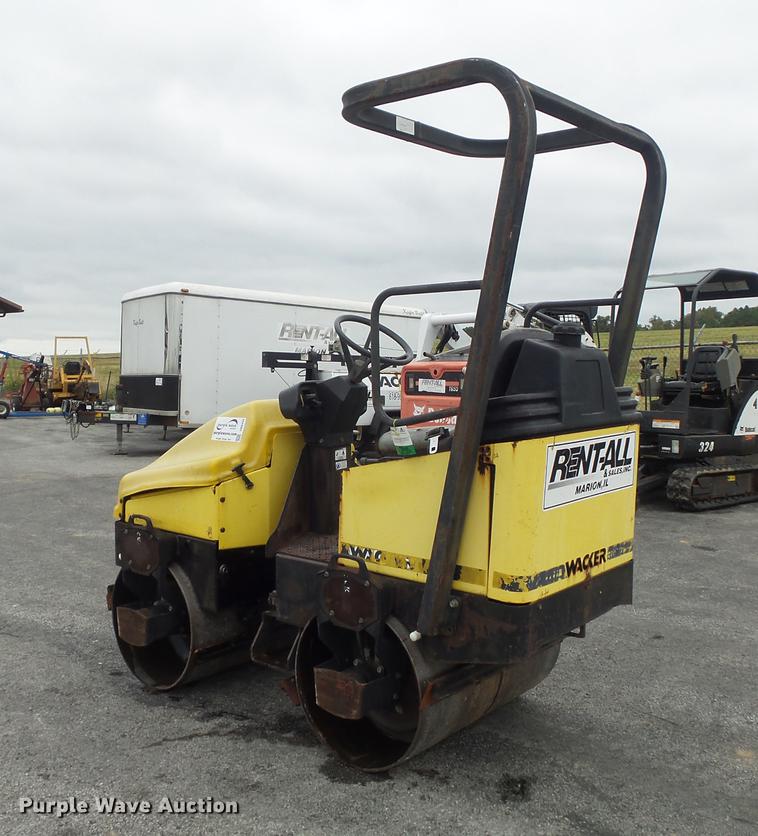 image for item DB6434 2000 Wacker RD11A double drum compactor