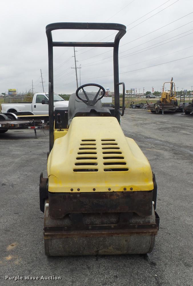 image for item DB6434 2000 Wacker RD11A double drum compactor